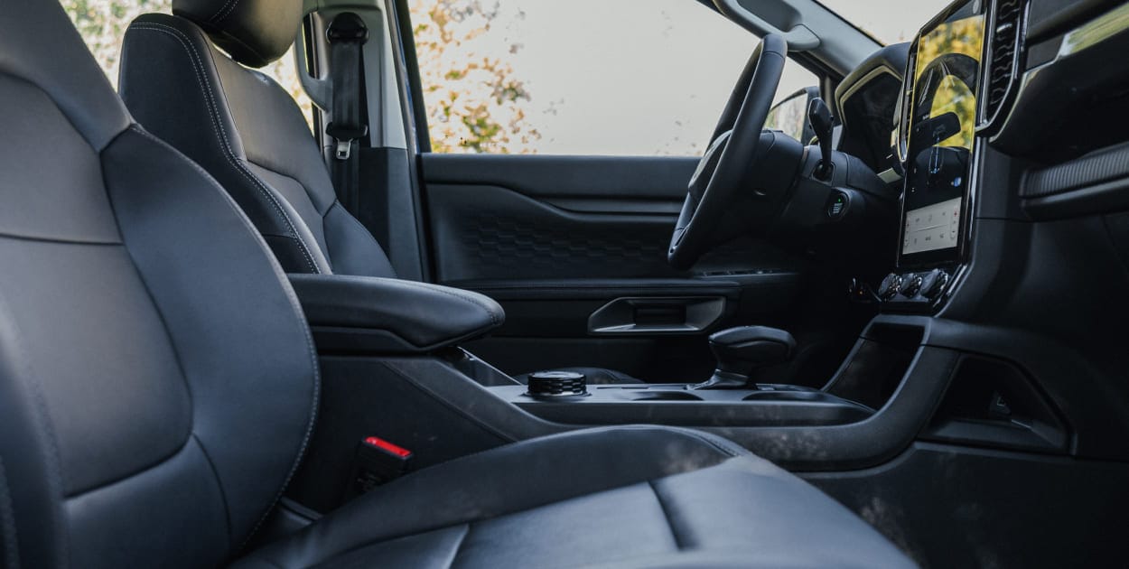 novo ford ranger interior em couro