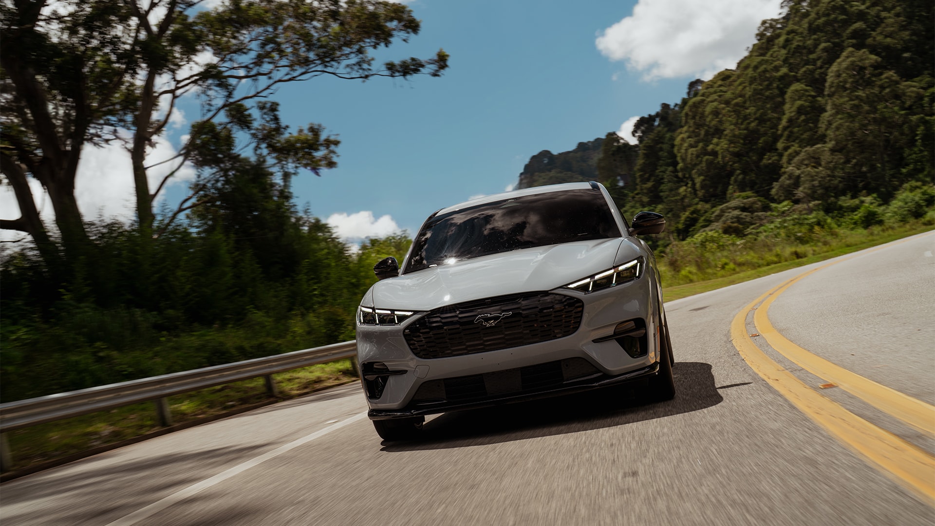 0 a 100 km/h em 3,7s