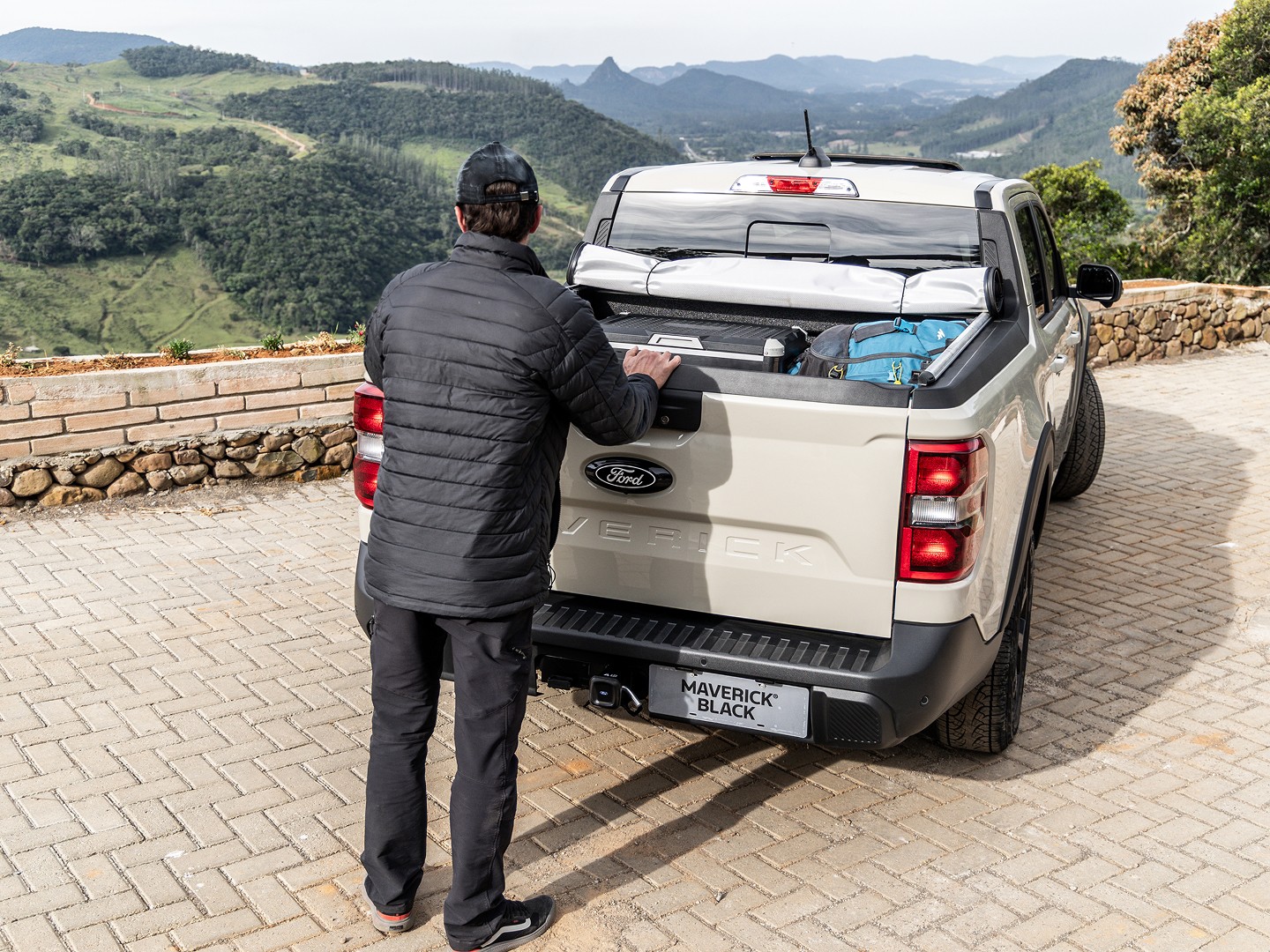 Caçamba inteligente de fácil acesso.