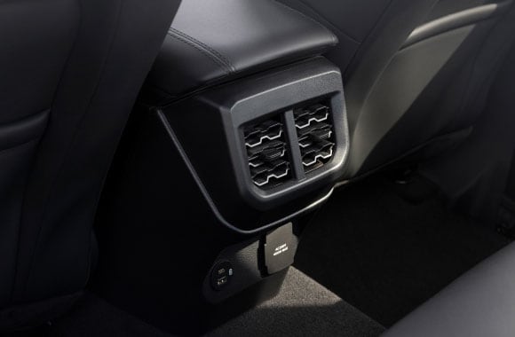 Ar-condicionado na segunda fileira da Ranger Raptor