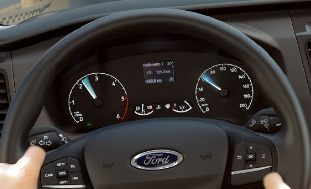 O primeira alerta, Óleo do motor – Troca em breve, surge quando a saúde do óleo está em 5%. Nesse caso, agende a troca o quanto antes.